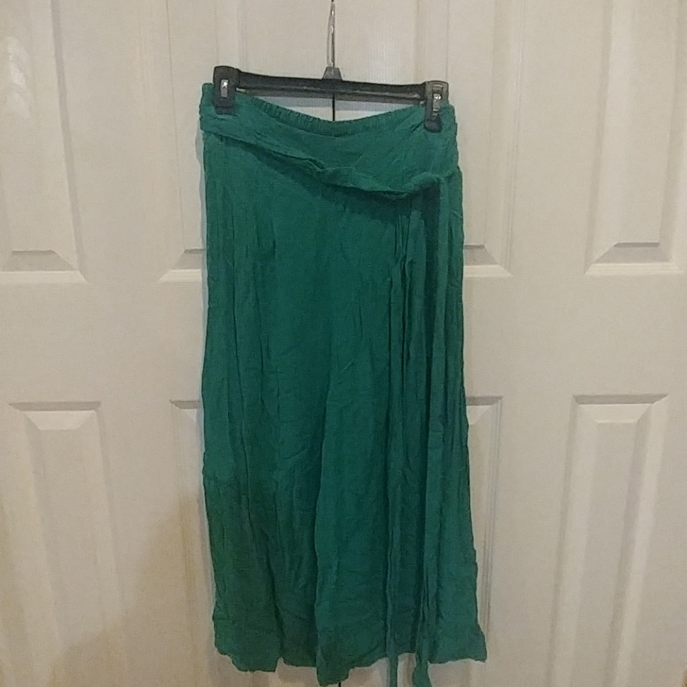 Free People green capris